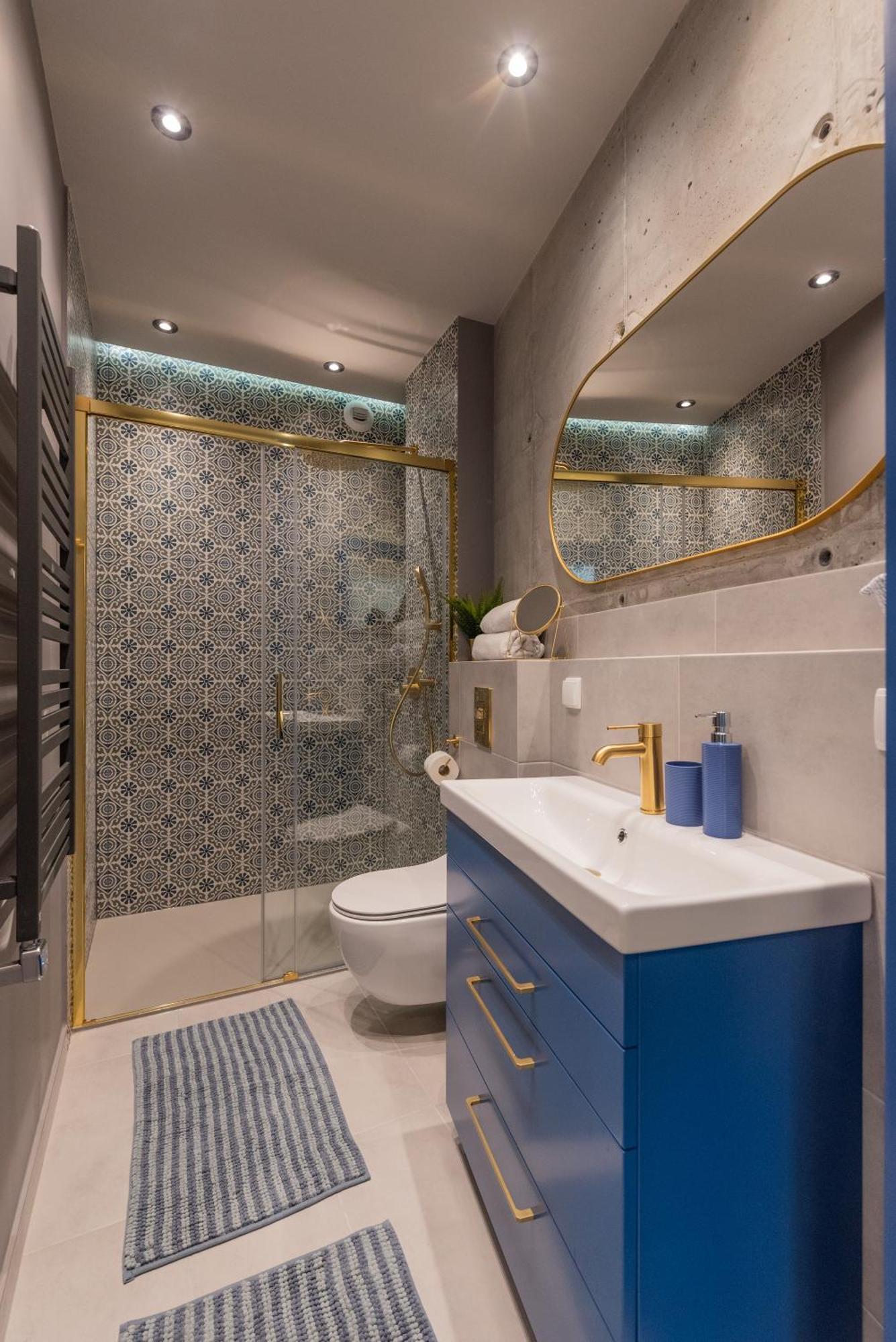 Apartament Lights Mostowa 6 *